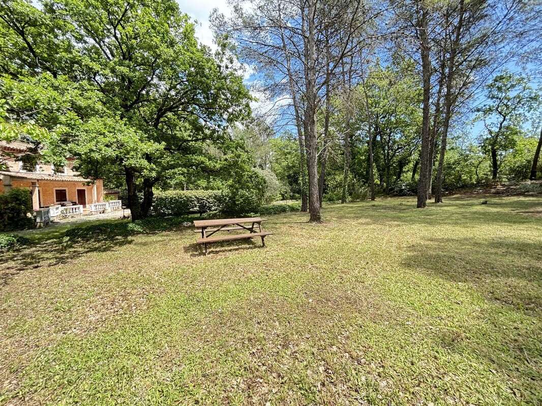 Maison à FIGANIERES