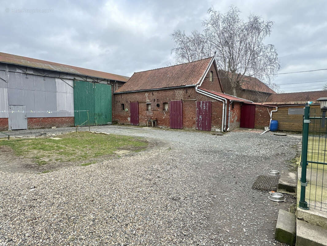 Coprs de ferme au charme authentique - photo 8