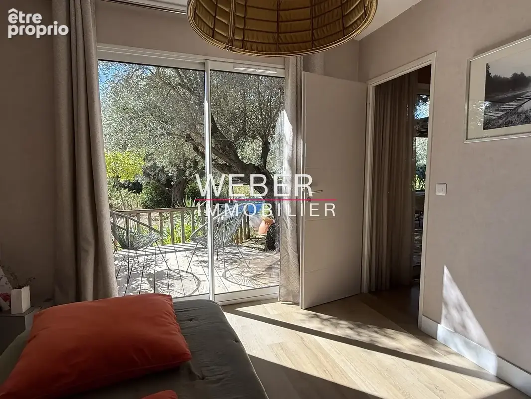 OLLIOULES - Maison bioclimatique neuve 175 m2 - Piscine - Terrain 1800 m2 - photo 14