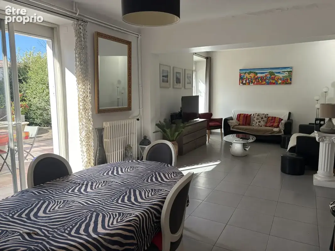 Maison de ville 150 m2 avec jardin sans vis-à-vis et garage, Quartier Pasteur, Carcassonne - photo 2