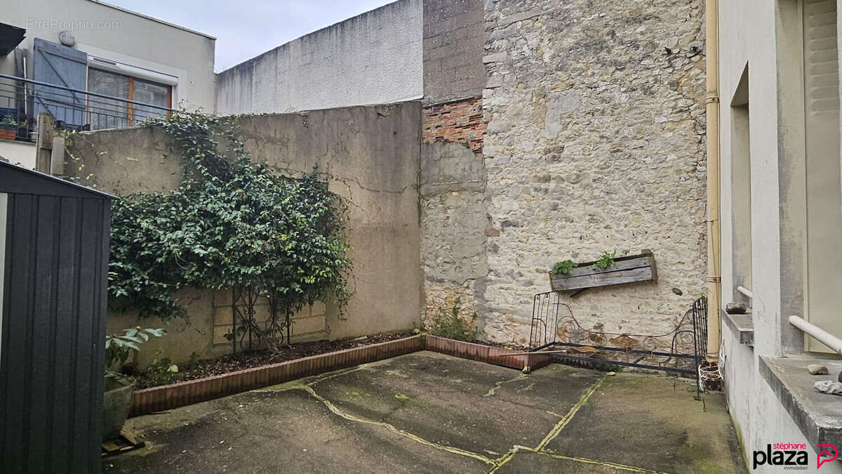 Appartement à ETRECHY