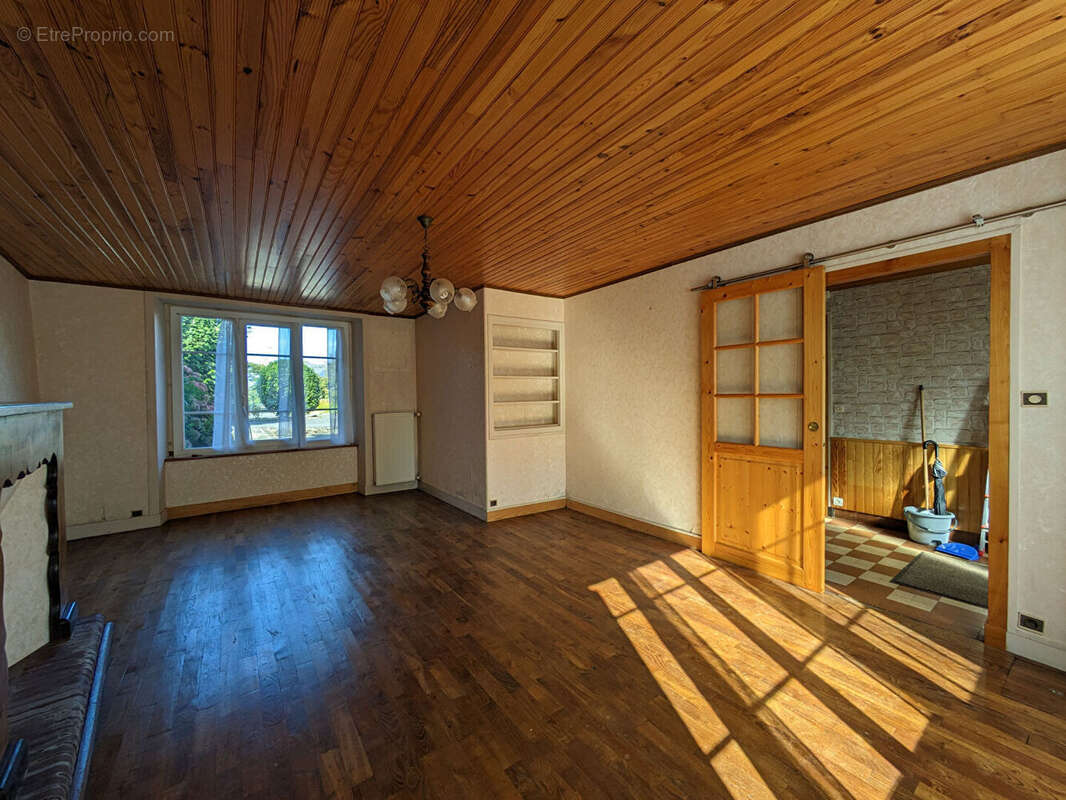 Maison à DOL-DE-BRETAGNE