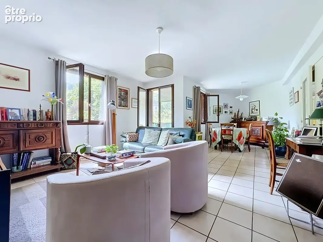 Photo Appartement à Bresson au prix de 340 000€