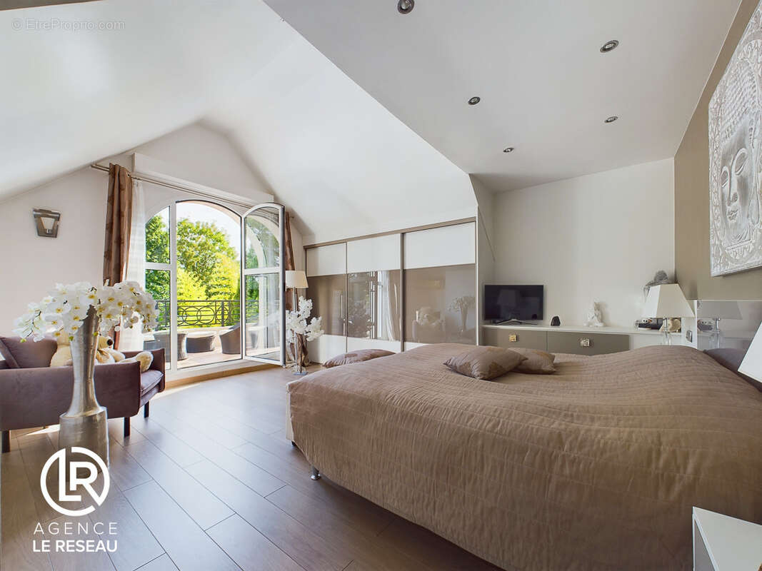 Maison à MONTMORENCY