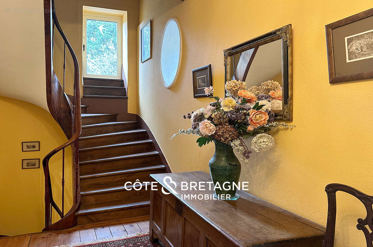 Magnifique manoir de 1870 idéalement situé à guidel dans le morbihan  réf : 2025107 - photo 4