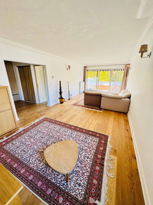 Appartement à ECHIROLLES