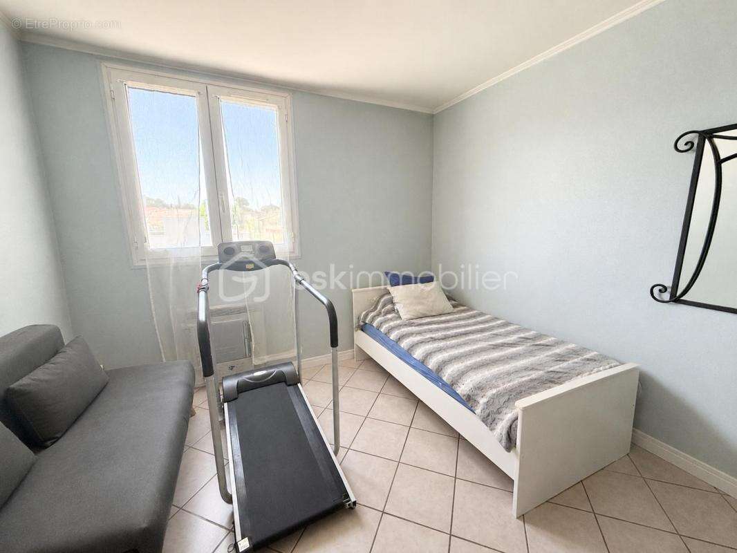 Appartement à MARSEILLE-12E