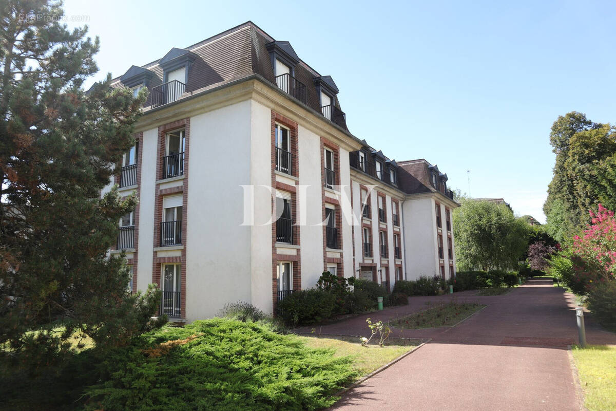 Appartement à FONTAINEBLEAU