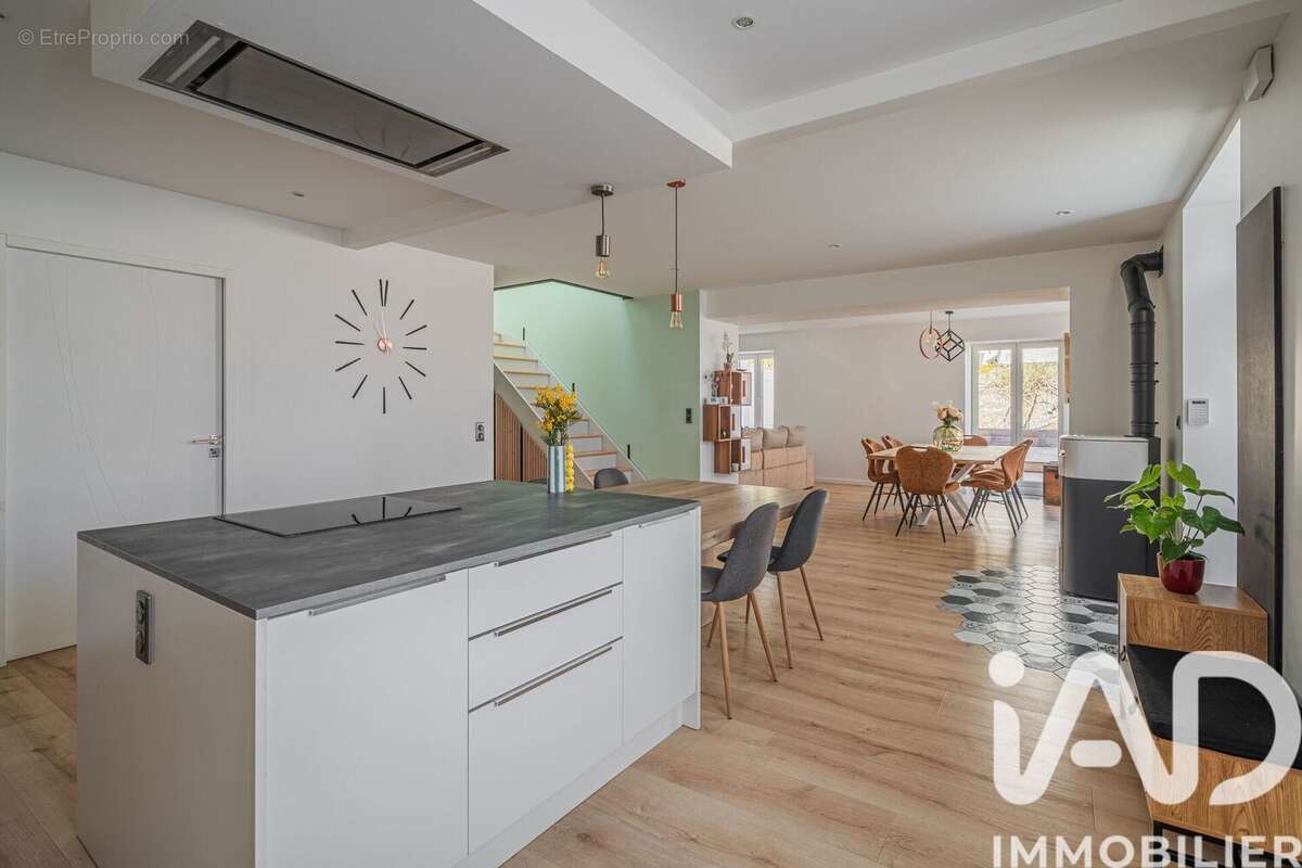 Photo 4 - Maison à VARCES-ALLIERES-ET-RISSET