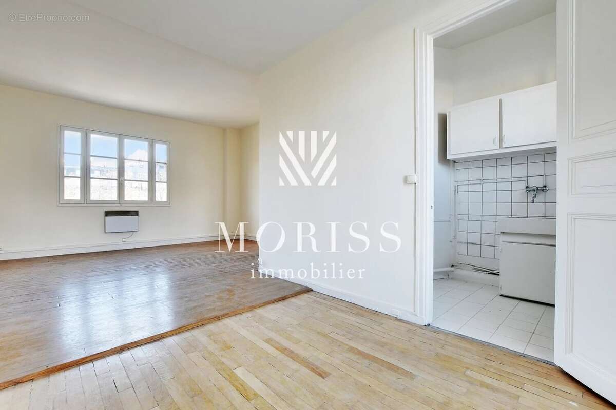Appartement à PARIS-11E