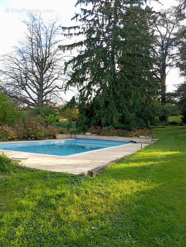 Photo 1 - Maison à CHARLY