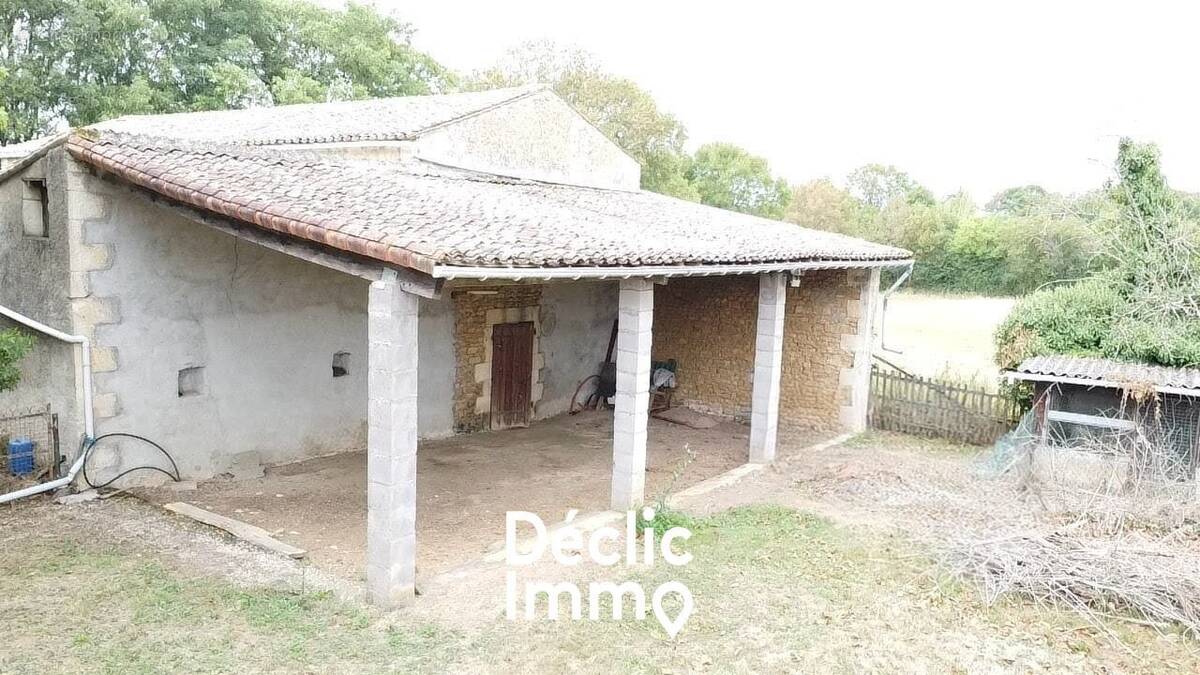 Grange en pierres et terrain - photo 2