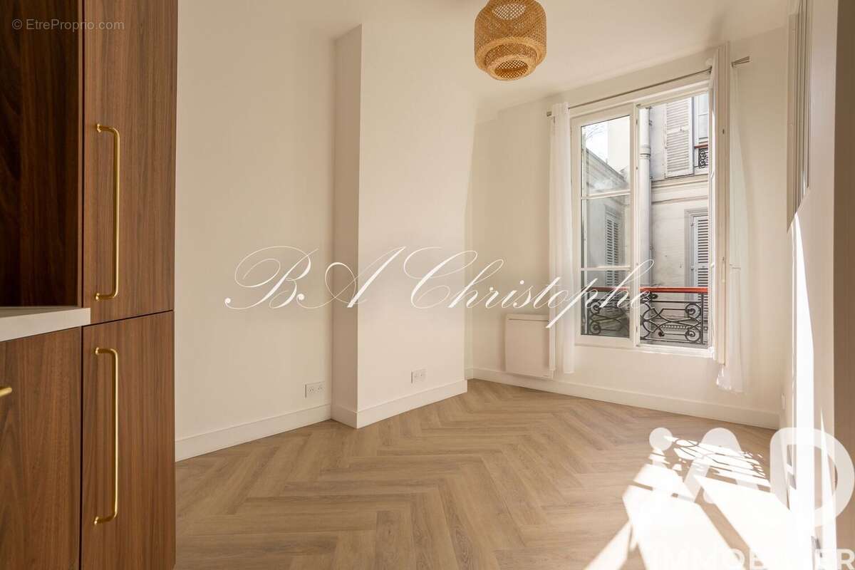 Photo 2 - Appartement à PARIS-10E