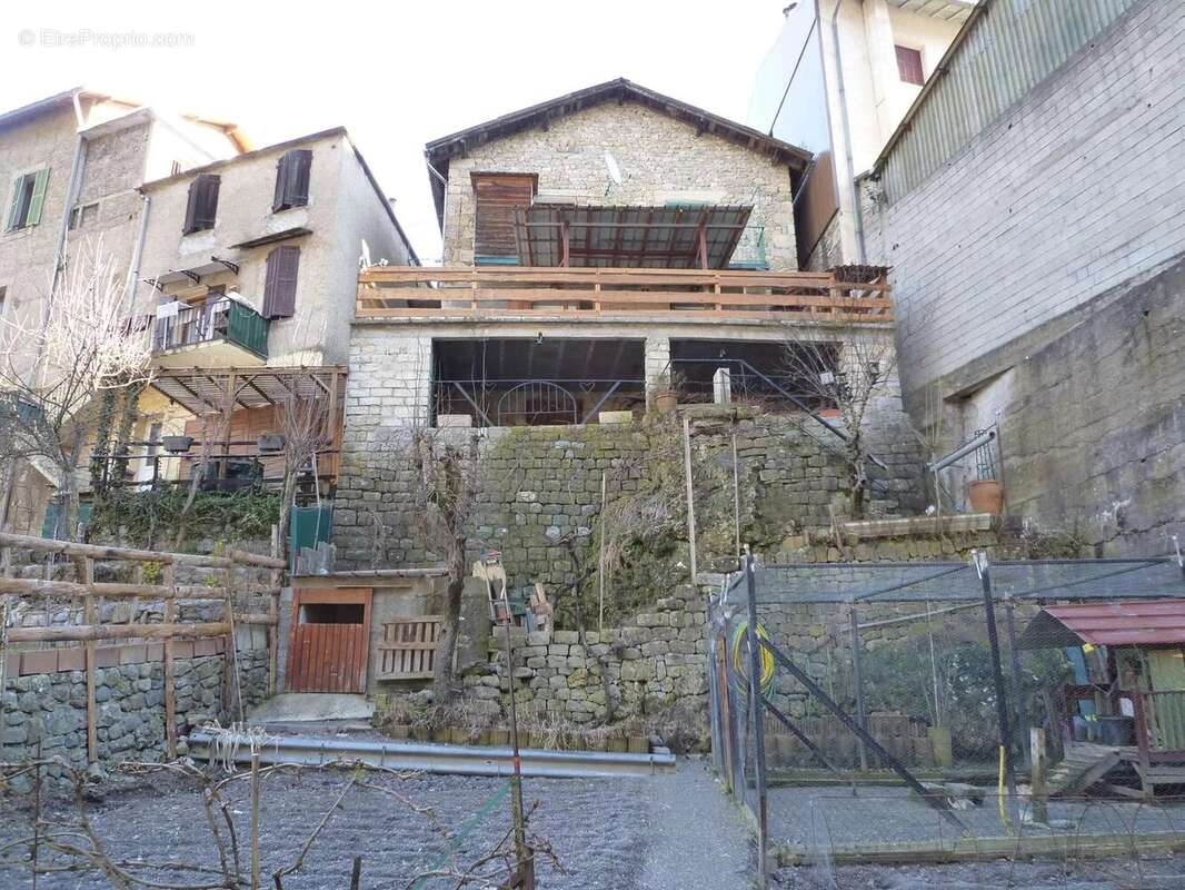 Appartement à GUILLAUMES