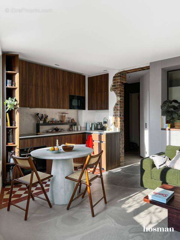 Appartement à PARIS-20E