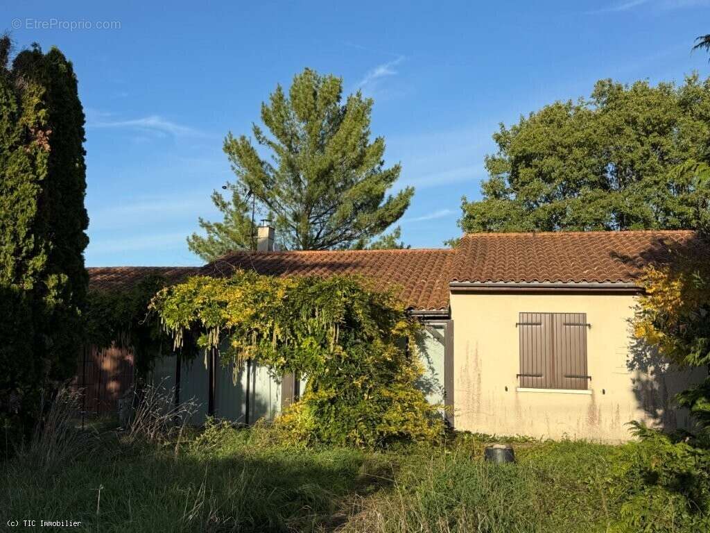Maison à VERTEUIL-SUR-CHARENTE