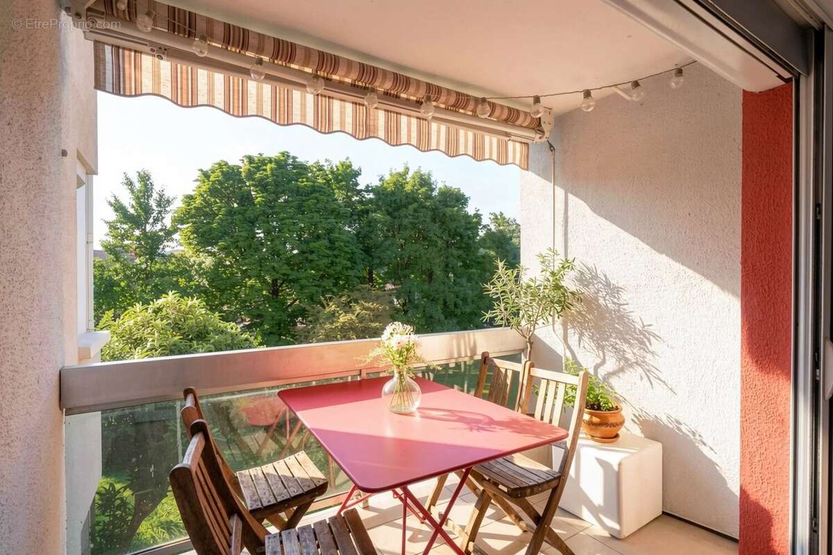 Appartement à FONTAINES-SUR-SAONE