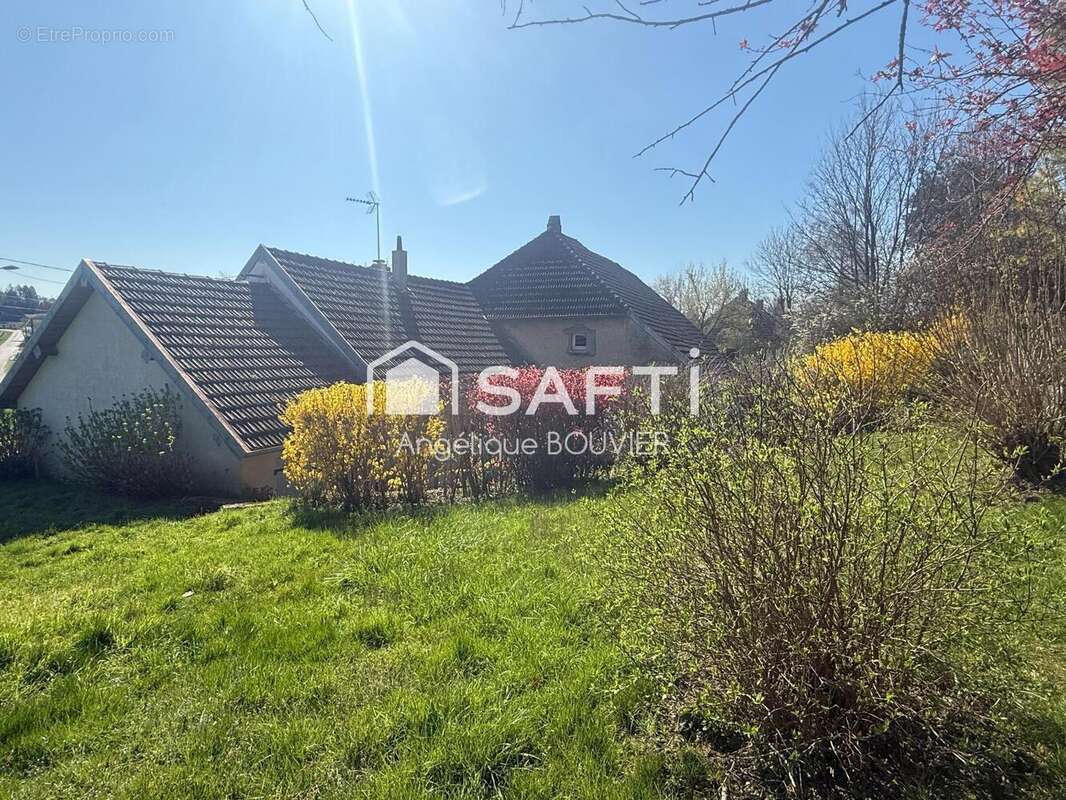 Photo 5 - Maison à MONT-SOUS-VAUDREY