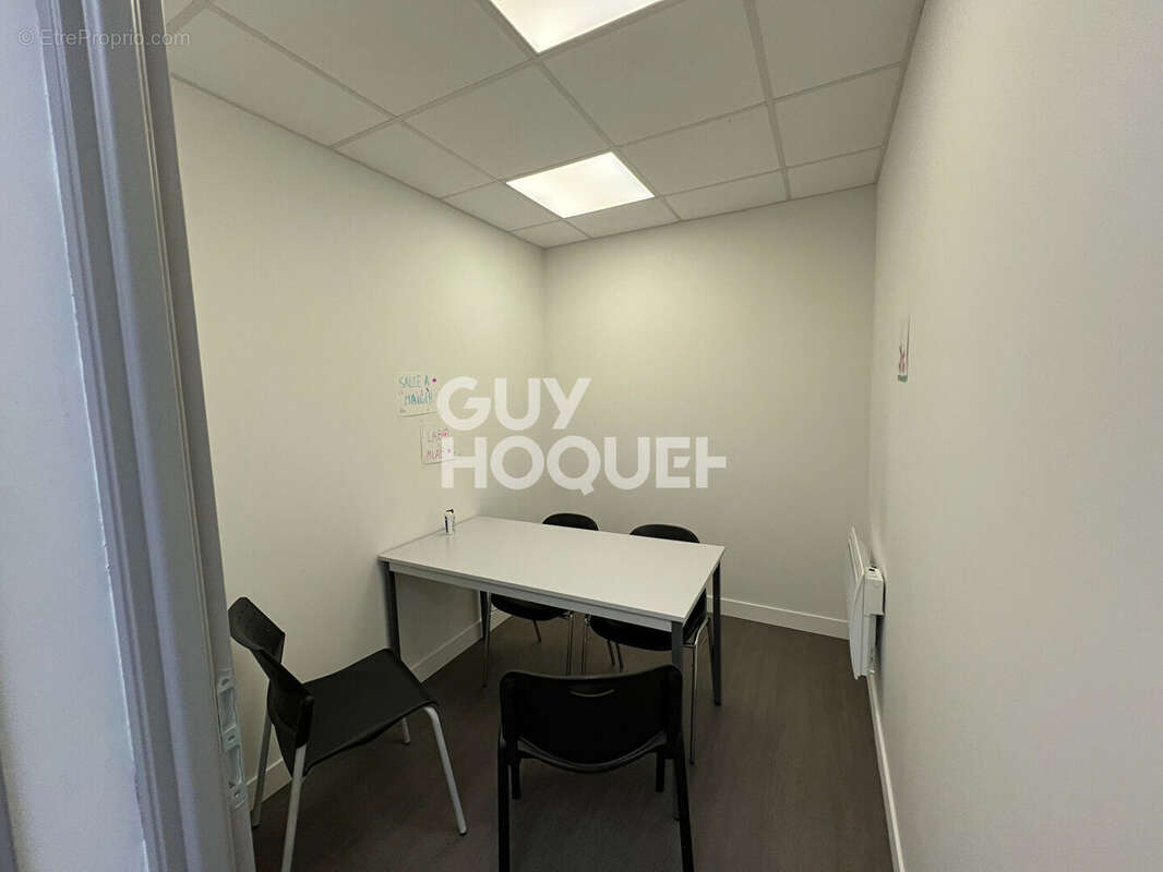 Commerce à MALESHERBES