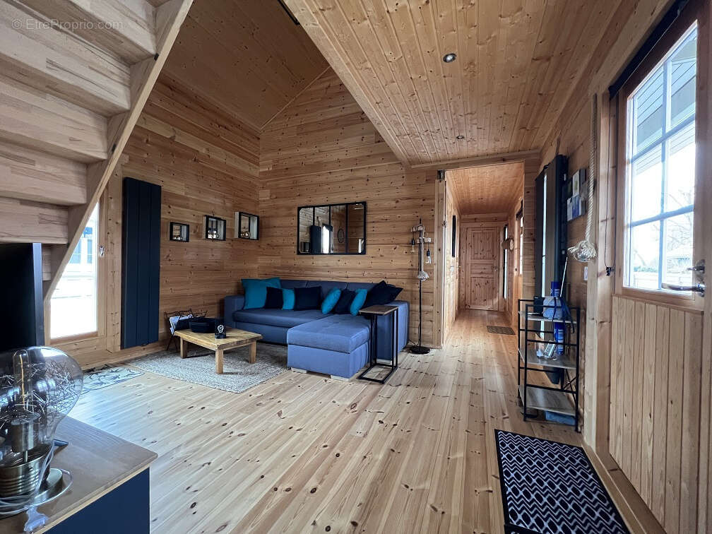 Maison à RANG-DU-FLIERS