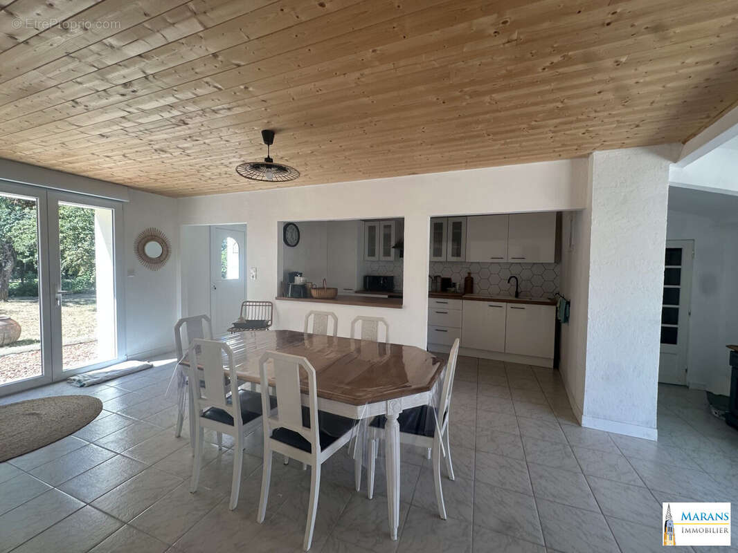 Maison 126 m² à Vouille-Les-Marais  - photo 6