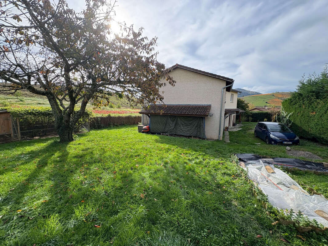 Maison à LE PERREON