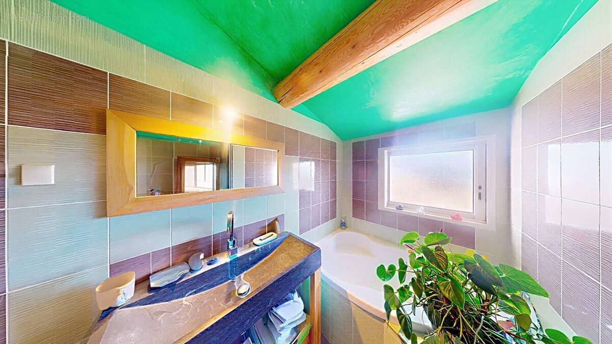 Sommières   Appartement d’exception avec terrasse, jardin et garage de 100 m2 - photo 8
