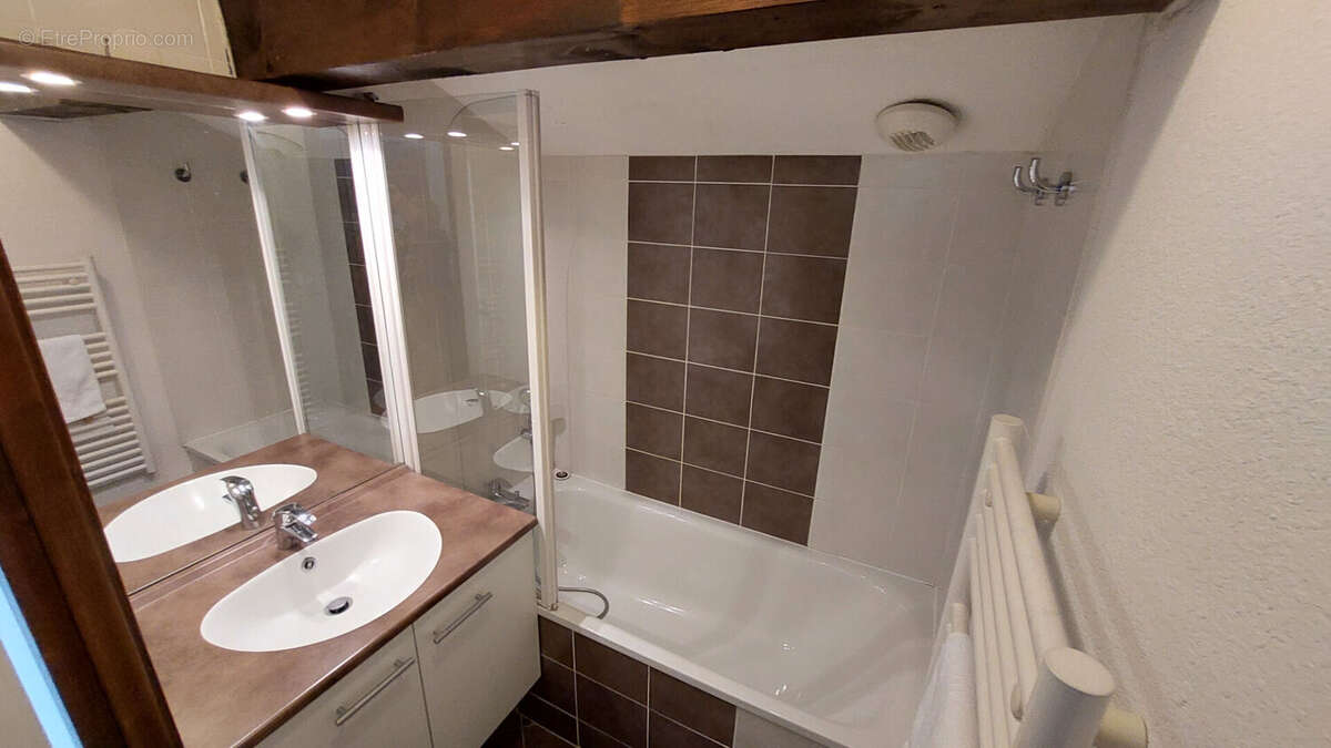 Appartement à HAUTELUCE