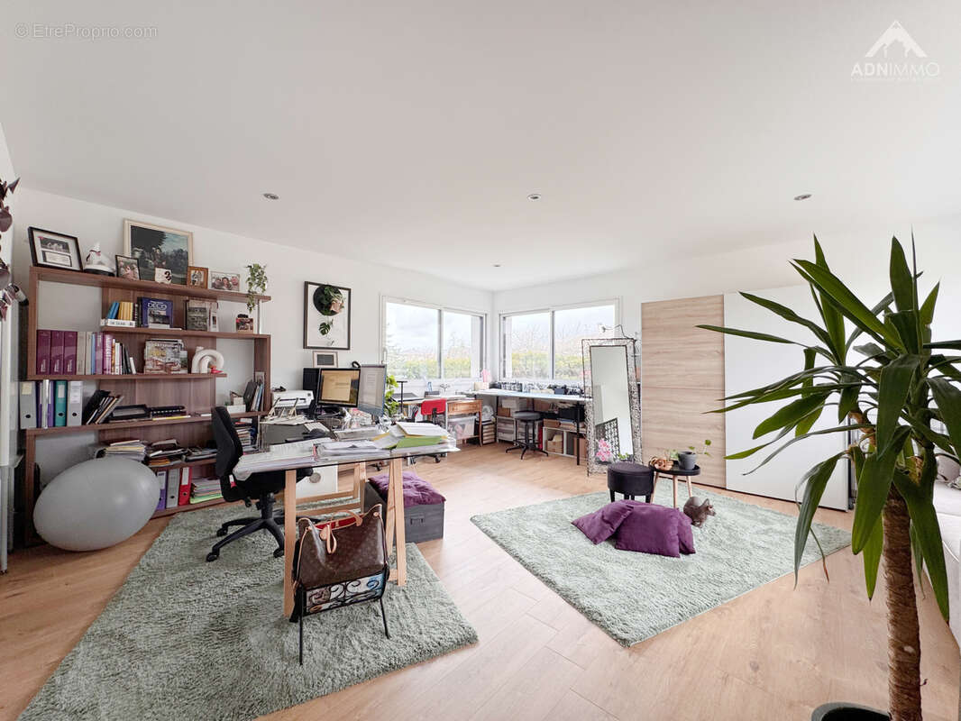 Maison à SAINT-JEAN-DE-GONVILLE