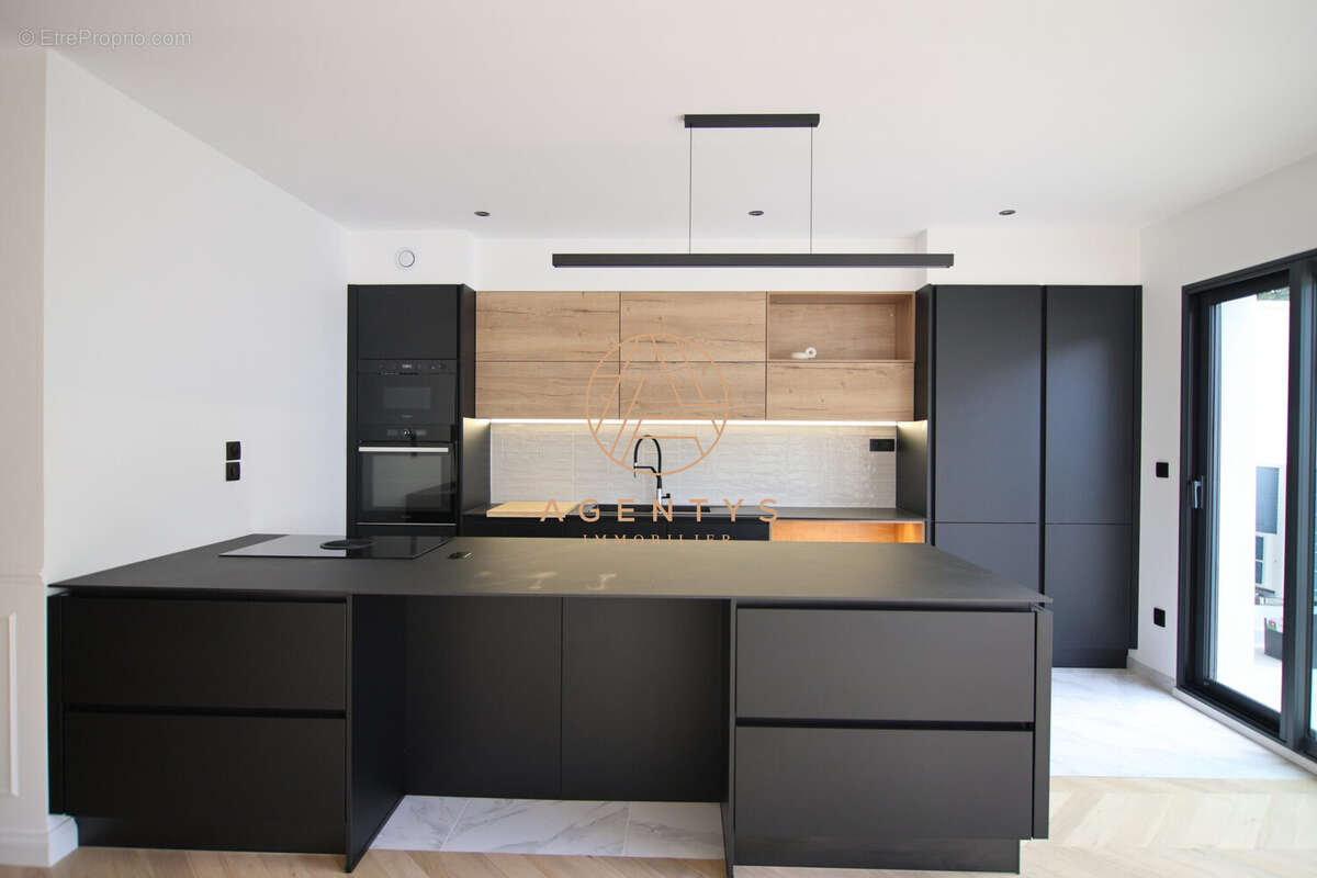 Maison à ORMESSON-SUR-MARNE