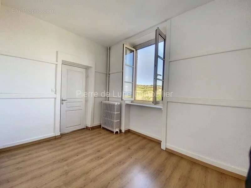 Appartement à SAINT-LAURENT-D&#039;OINGT