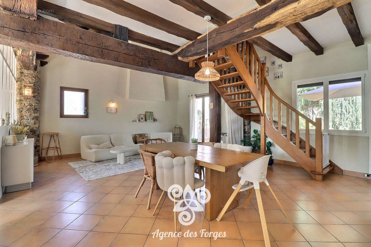Maison - 167m² - 3 chambres + bureau - Le Landreau - photo 3