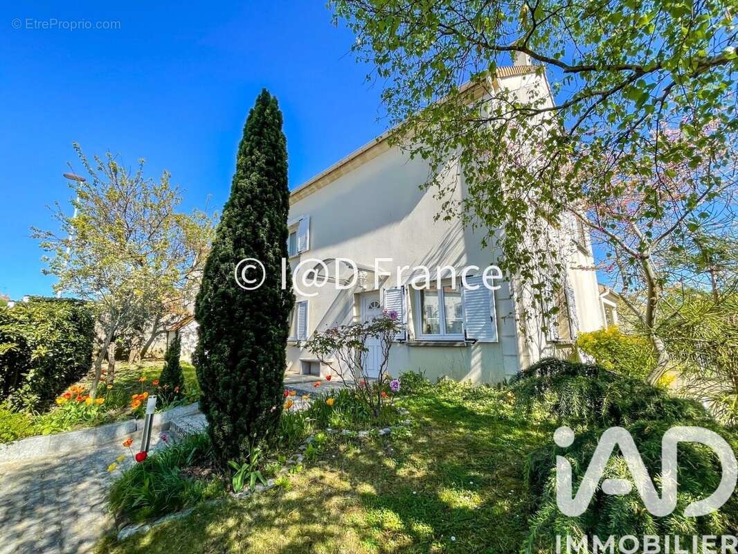 Photo 4 - Maison à MONTLHERY