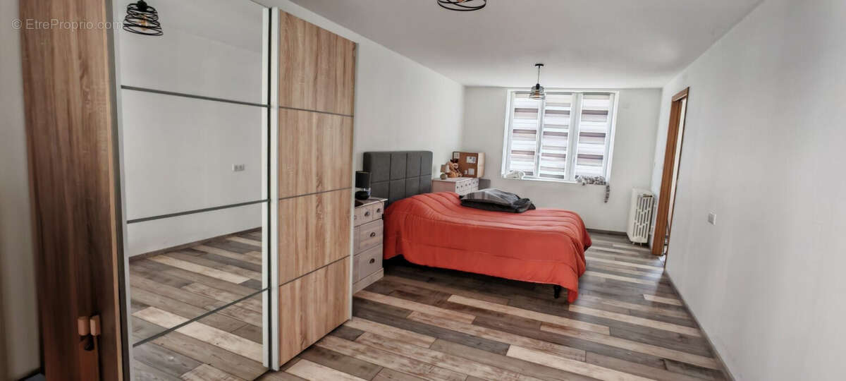 Maison 210 m² à Troissy  - photo 5