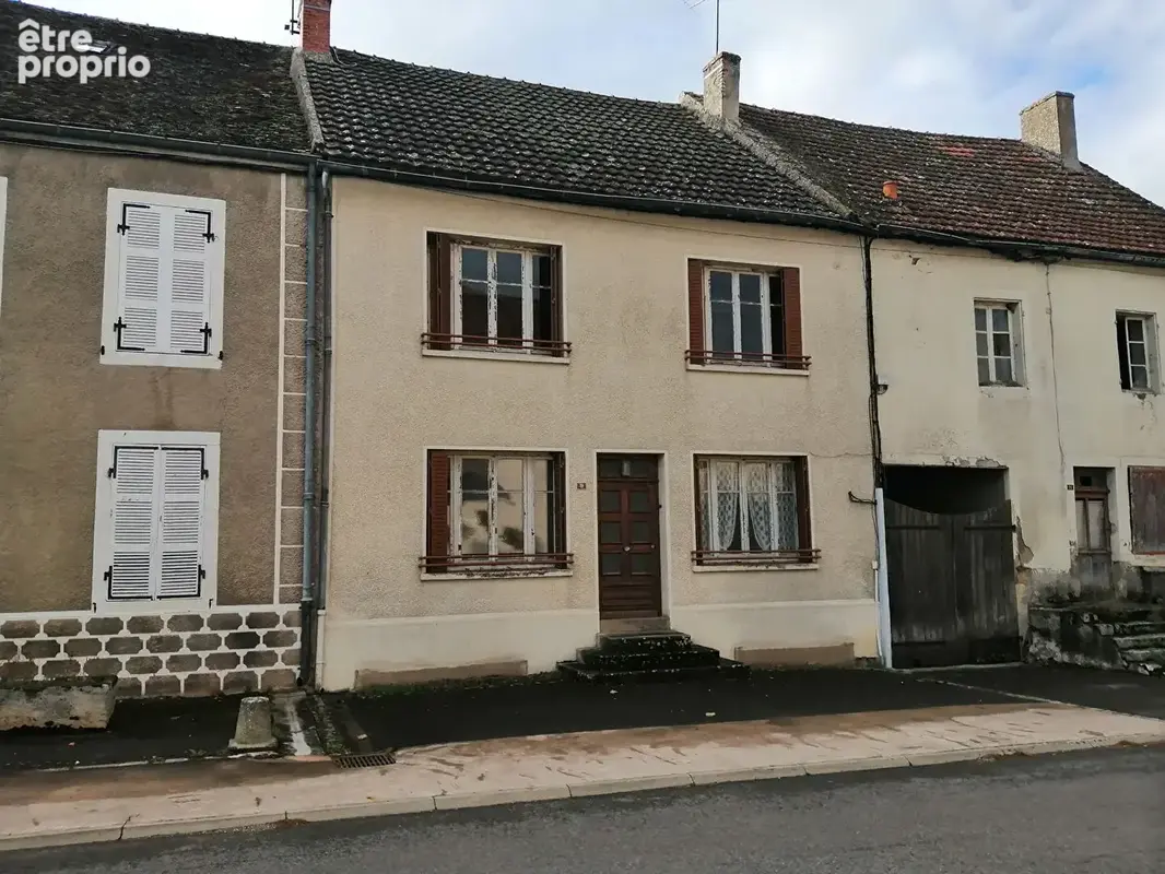 Maison de village à rénover de 128 m² hab. (Quatre chambres) - photo 11