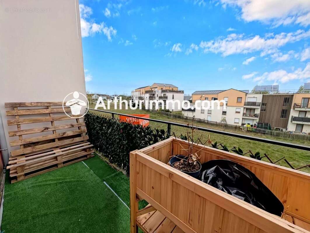 Appartement à VERT-SAINT-DENIS