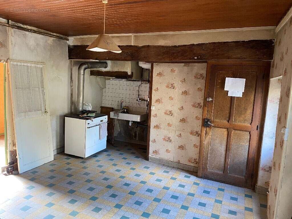 Maison à SERVILLY