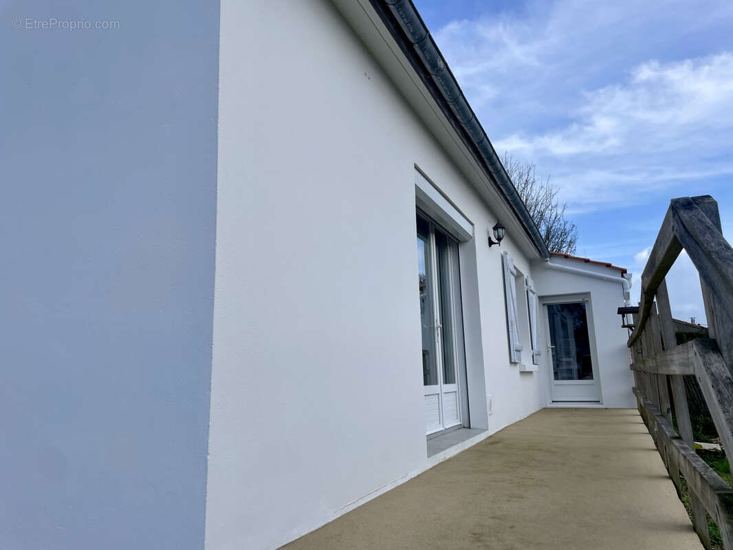 Maison à COMMEQUIERS