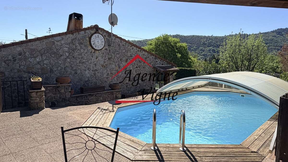 Maison à SAINT-AMBROIX