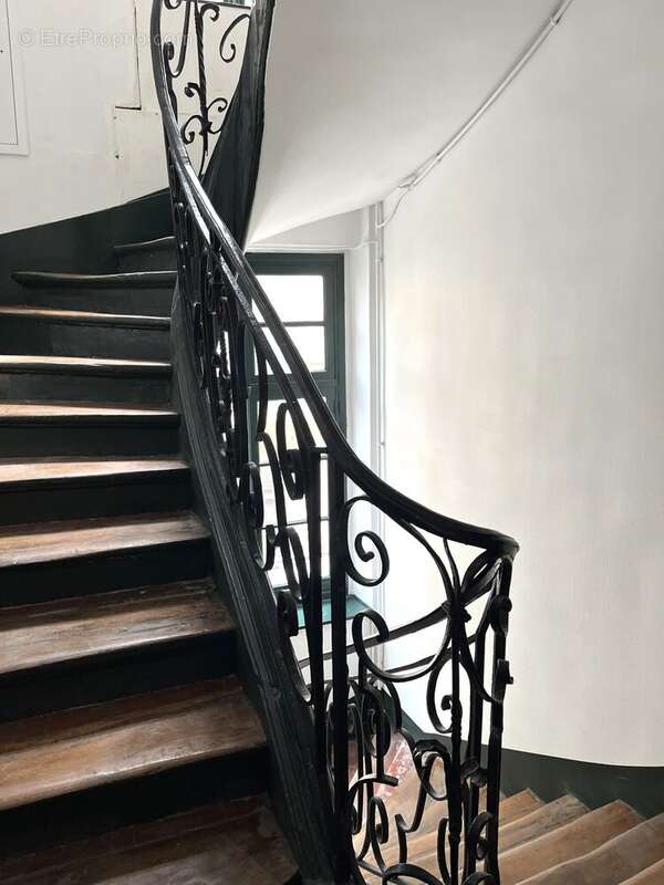 Appartement à PARIS-7E