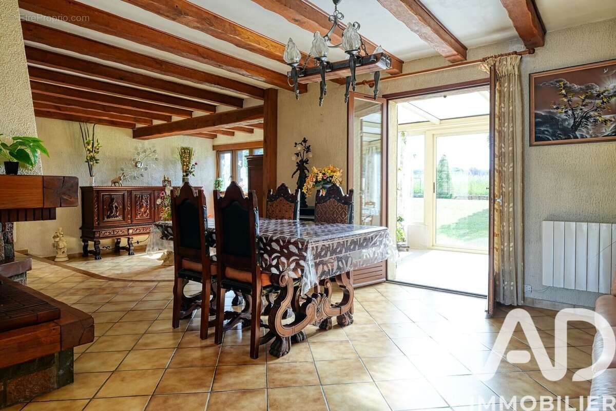 Maison 155 m² à Courson-Monteloup  - photo 6