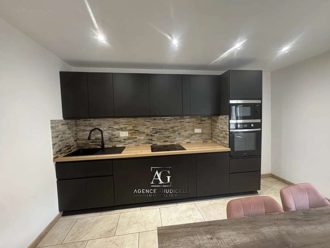 Maison à CUTTOLI-CORTICCHIATO