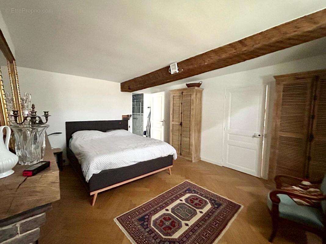 Maison à BAZOCHES-LES-BRAY