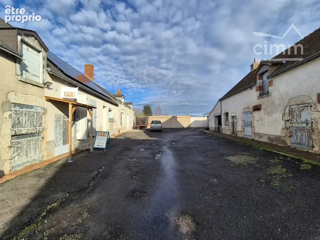 Ensemble immobilier de caractère avec dépendances – Villebarou (41000) - photo 13
