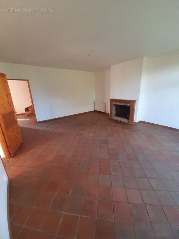 Maison à vendre 11 pièces SAINT PRIEST LIGOURE (87) - photo 6