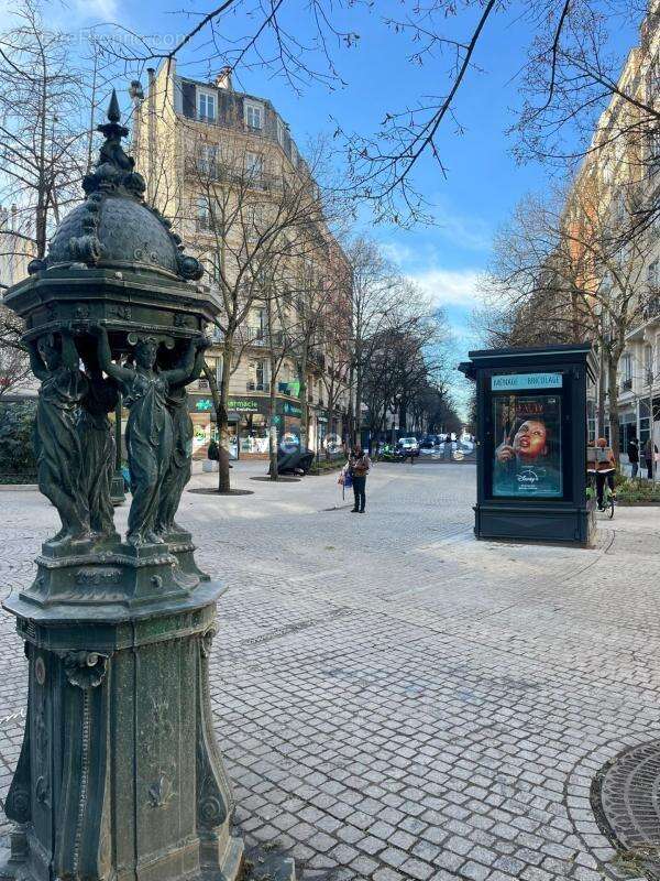 Appartement à PARIS-14E