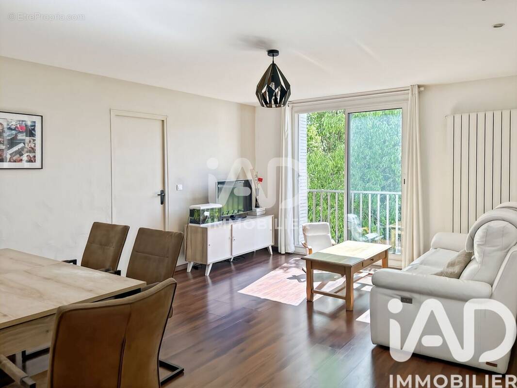 Photo 1 - Appartement à NIMES