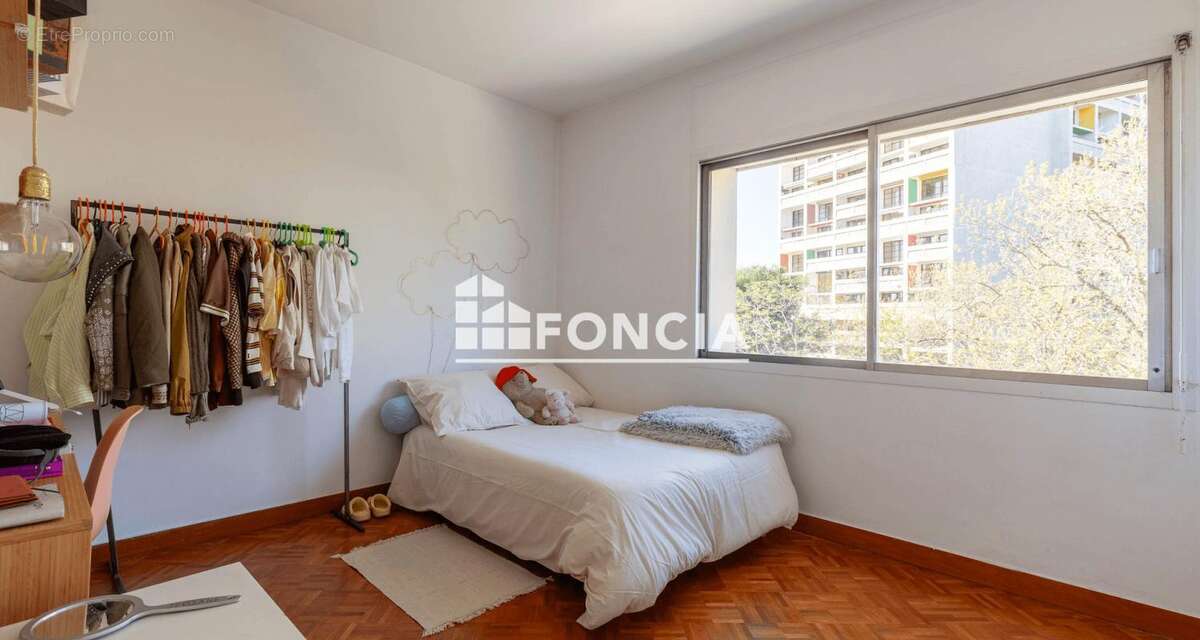 Appartement à MARSEILLE-8E
