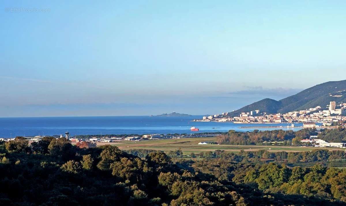 Appartement à AJACCIO