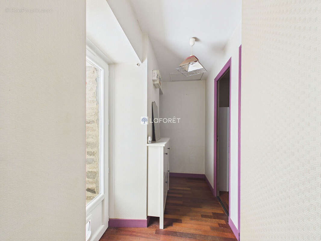 Maison à POULDREUZIC